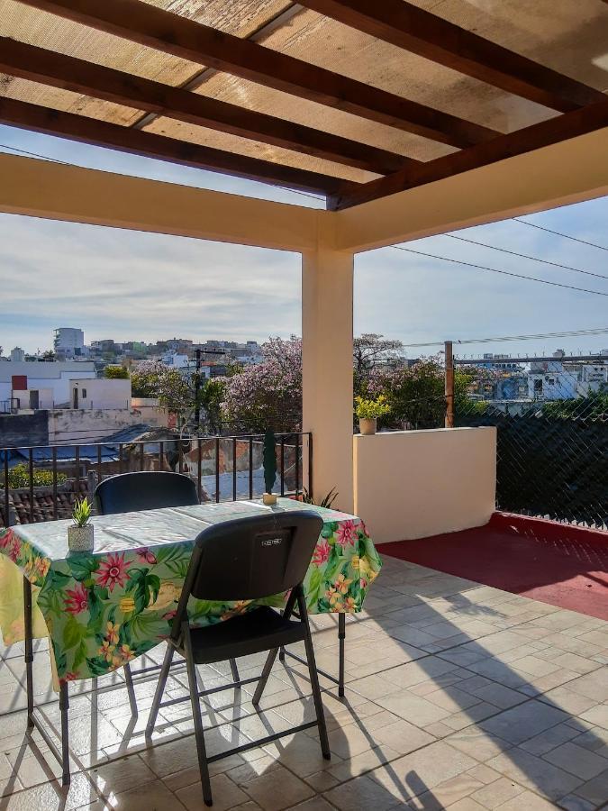 Hostal En El Centro Lakiwa Масатлан Экстерьер фото